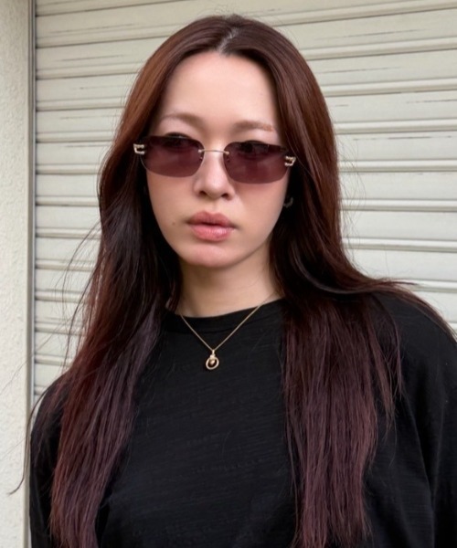 Chikashitsu +(チカシツプラス)の「【Chikashitsu +】rimless sunglasses 2 (3color) / 【チカシツプラス】リムレスカラーサングラス(サングラス・メンズ・ブラック×ゴールド/ブラック×シルバー/ブラウン・ONE SIZE)」の19枚目の写真