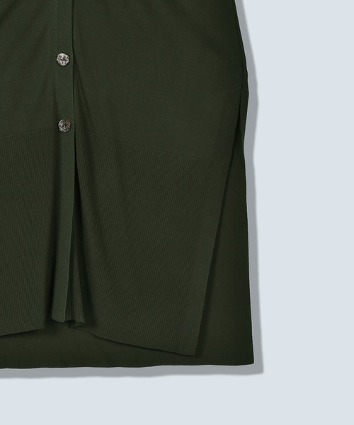OMMO(オーエムエムオー)の「V NECK KNIT LONG CD(カーディガン/ボレロ・レディース・パープル/ブラック/カーキ・F)」の7枚目の写真