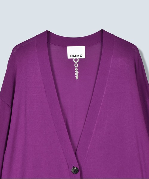 OMMO(オーエムエムオー)の「V NECK KNIT LONG CD(カーディガン/ボレロ・レディース・パープル/ブラック/カーキ・F)」の11枚目の写真