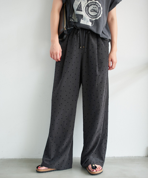 Spick & Span(スピックアンドスパン)の「《追加》フロッキードットイージーパンツ(その他パンツ・レディース・マルチ/その他4・38/36)」の6枚目の写真