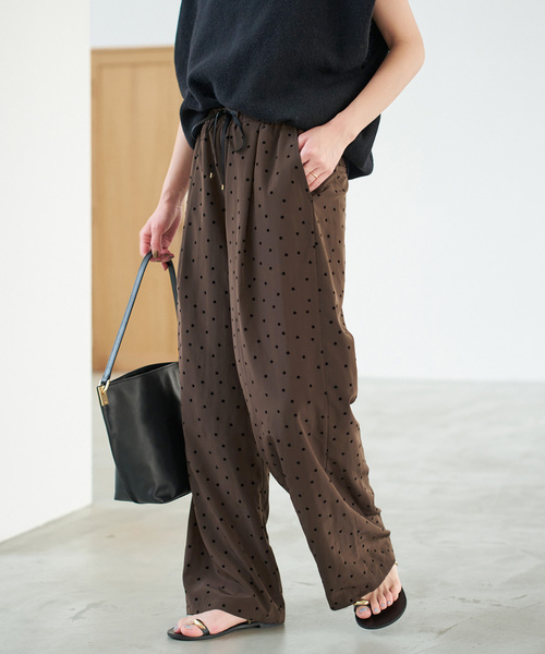 Spick & Span(スピックアンドスパン)の「《追加》フロッキードットイージーパンツ(その他パンツ・レディース・マルチ/その他4・38/36)」の14枚目の写真