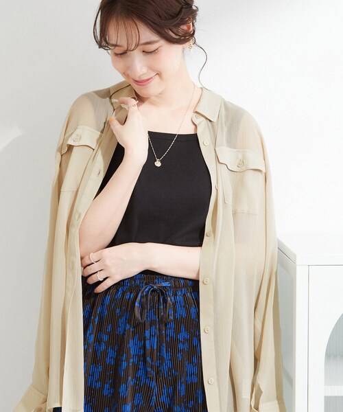 SHOO・LA・RUE(シューラルー)の「【洗濯機可】ダブルポケット 楊柳しぼしぼシアーシャツ(シャツ/ブラウス・レディース・イエロー/ブルー/ブラック/ライトベージュ・00)」の3枚目の写真
