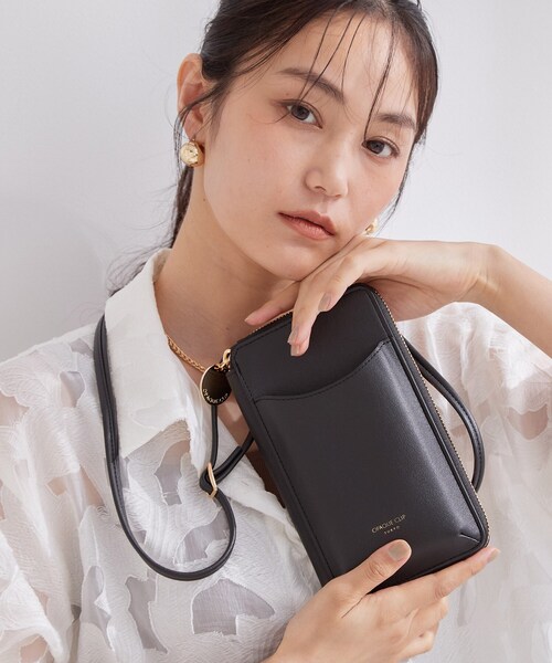 OPAQUE.CLIP(オペークドットクリップ)の「【お財布機能付き】スマホミニショルダーバッグ(ショルダーバッグ・レディース・グリーン系/ブロンズ/ブラック/アイボリー・00)」の2枚目の写真