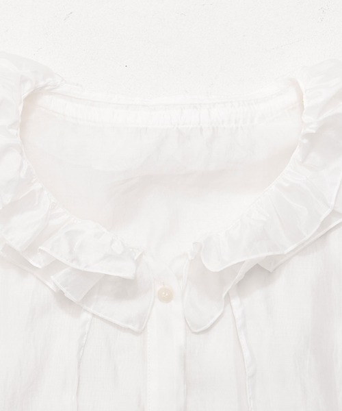 Dita Muaj.（ディータムアージュ）の「【夏のUV対策にも◎】シアーフリルシャツ（シャツ/ブラウス・レディース・OFF WHT・FREE）」の4枚目の写真
