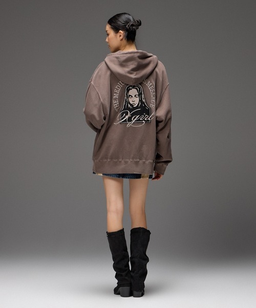 X-girl(エックスガール)の「PIGMENT DYED FACE PATCH AND LOGO ZIP UP SWEAT HOODIE(パーカー・レディース・ブラウン/ピンク/ブラック・S/M)」の5枚目の写真