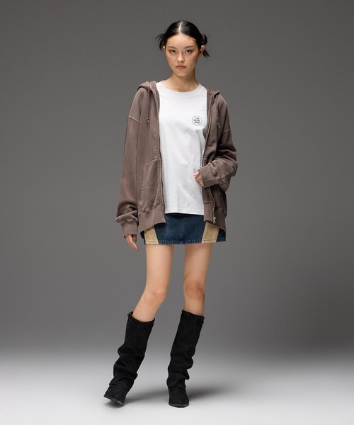 X-girl(エックスガール)の「PIGMENT DYED FACE PATCH AND LOGO ZIP UP SWEAT HOODIE(パーカー・レディース・ブラウン/ピンク/ブラック・S/M)」の9枚目の写真