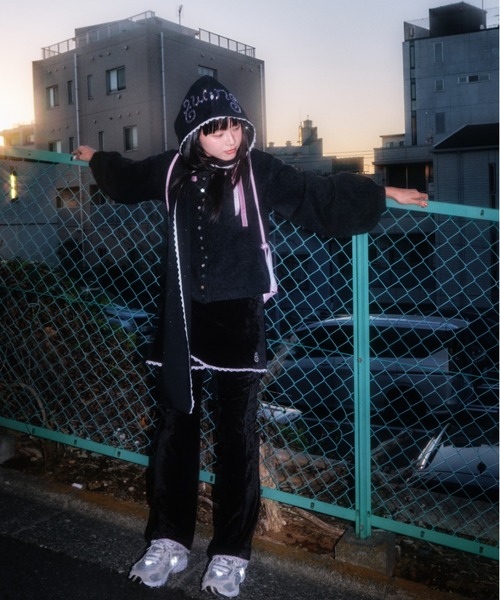twins（nemne store）（ツインズ）の「Ribbon Knit Cardigan（カーディガン/ボレロ・レディース・グレー系・フリー）」の4枚目の写真