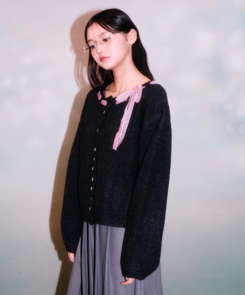 twins（nemne store）（ツインズ）の「Ribbon Knit Cardigan（カーディガン/ボレロ・レディース・グレー系・フリー）」の9枚目の写真