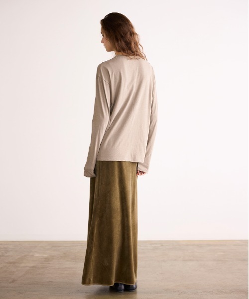 WALANCE(ワランス)の「COTTON CASHMERE RELAX T(Tシャツ/カットソー・レディース・オフホワイト/ダークブラウン/カーキ・FREE)」の10枚目の写真