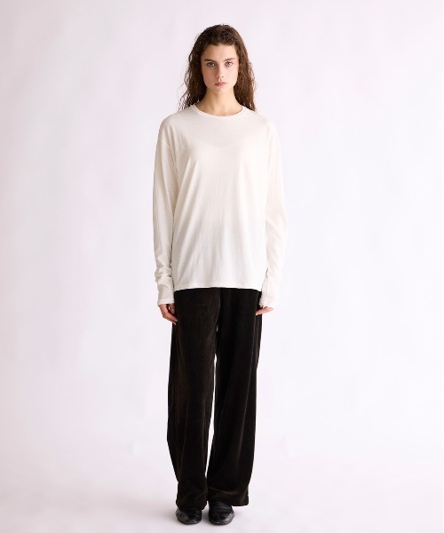 WALANCE(ワランス)の「COTTON CASHMERE RELAX T(Tシャツ/カットソー・レディース・オフホワイト/ダークブラウン/カーキ・FREE)」の14枚目の写真