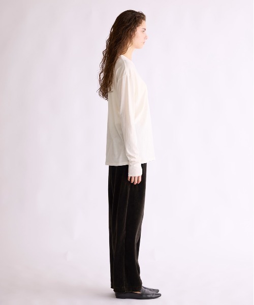 WALANCE(ワランス)の「COTTON CASHMERE RELAX T(Tシャツ/カットソー・レディース・オフホワイト/ダークブラウン/カーキ・FREE)」の16枚目の写真