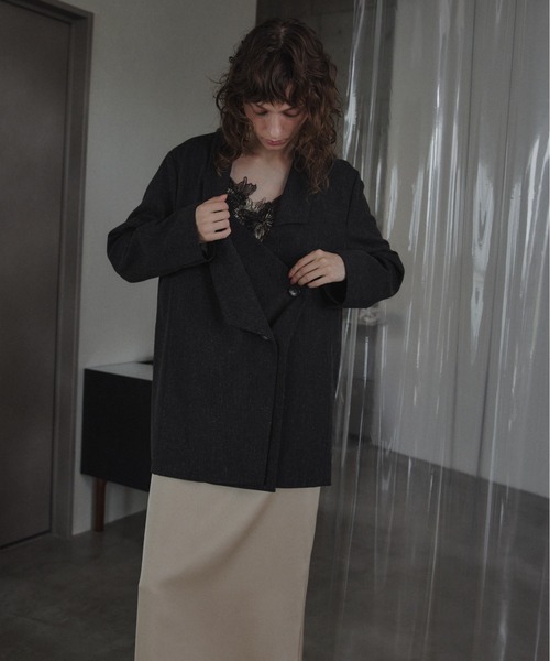 LE'RURE(リルアー)の「Irregular collar melange jacket(テーラードジャケット・レディース・ベージュ/ブラック・SMALL/MEDIUM)」の5枚目の写真