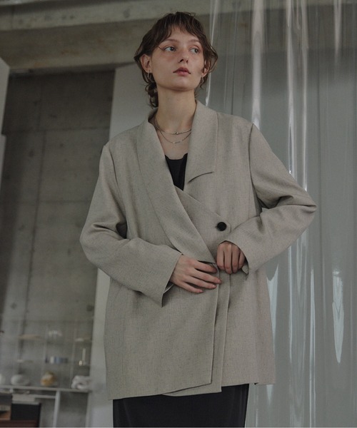 LE'RURE(リルアー)の「Irregular collar melange jacket(テーラードジャケット・レディース・ベージュ/ブラック・SMALL/MEDIUM)」の10枚目の写真