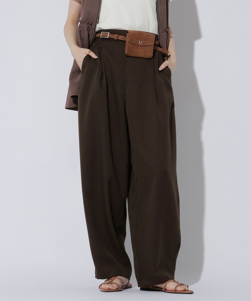LAKOLE(ラコレ)の「ワンタックコクーンパンツ /1052425(スラックス・レディース・グレー/ブラウン/ブラック・LARGE/MEDIUM)」の3枚目の写真