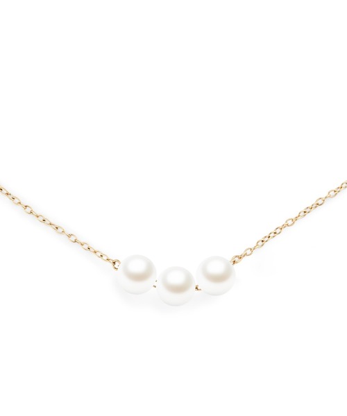 Daniel Wellington(ダニエルウェリントン)の「Pearl Trio Necklace ローズゴールド/ゴールド/シルバー(ネックレス・レディース・ピンクゴールド/イエローゴールド/シルバー・ONE SIZE)」の6枚目の写真