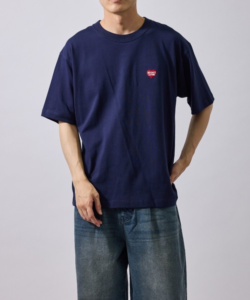 BEN DAVIS（ベンデイビス）の「【BENDAVIS別注】ハート刺繍Tシャツ（Tシャツ/カットソー・メンズ・レッド/ネイビー/ホワイト・LL/L/M）」の2枚目の写真