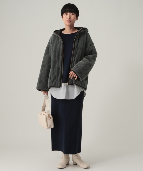 Elura（エルーラ）の「リバーシブルファージャケット/680060（ブルゾン・レディース・チャコールグレー/ベージュ/ブラウン・SMALL/MEDIUM）」の4枚目の写真