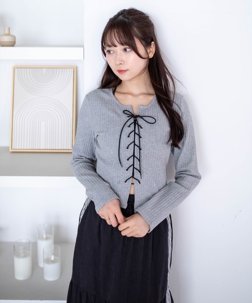 clear（クリア）の「フロントスピンドルカットソー［骨格ストレート／韓国カジュアル／モード］（Tシャツ/カットソー・レディース・ライトグレー/ブラック/モカ/グレー/ネイビー・F）」の3枚目の写真
