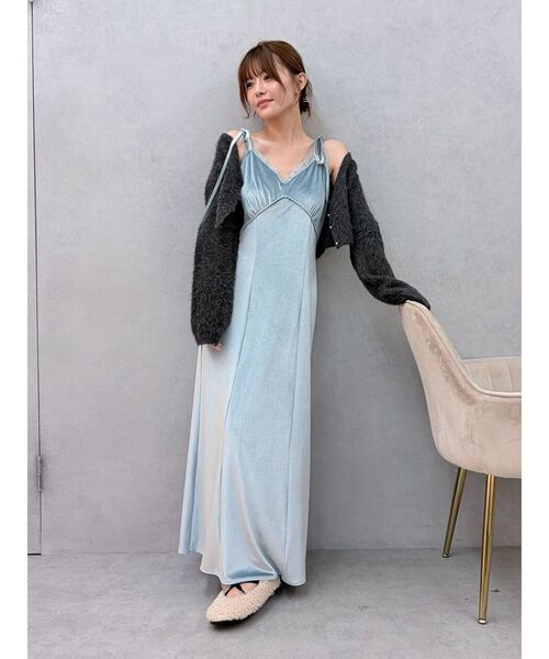LAGUNAMOON(ラグナムーン)の「カーデセットレーストリムベロアワンピース(ワンピース・レディース・ブラウン/アイボリー/ブルー・SMALL/MEDIUM)」の3枚目の写真
