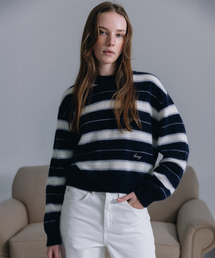 a fuzzy sweater (midnight blue)