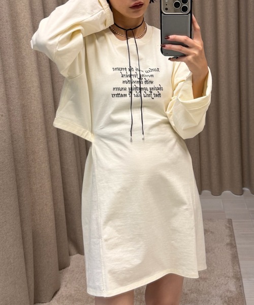 Ameri(アメリ)の「< ZOZOTOWN限定 > 2WAY WAIST SHAPE TUNIC CUT TOP(Tシャツ/カットソー・レディース・サックスブルー/ホワイト/スミクロ/グレー・FREE)」の8枚目の写真