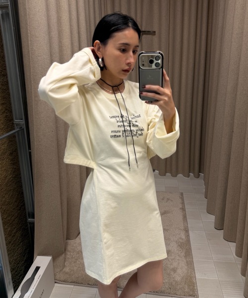 Ameri(アメリ)の「< ZOZOTOWN限定 > 2WAY WAIST SHAPE TUNIC CUT TOP(Tシャツ/カットソー・レディース・サックスブルー/ホワイト/スミクロ/グレー・FREE)」の11枚目の写真