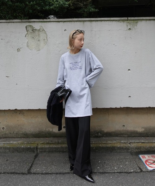 Ameri(アメリ)の「< ZOZOTOWN限定 > 2WAY WAIST SHAPE TUNIC CUT TOP(Tシャツ/カットソー・レディース・サックスブルー/ホワイト/スミクロ/グレー・FREE)」の21枚目の写真