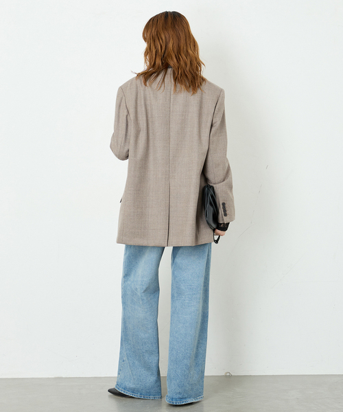 journal standard L'essage(ジャーナルスタンダードレサージュ)の「Wサキソニーノーカラージャケット(その他アウター・レディース・ネイビー/ベージュ・FREE)」の5枚目の写真