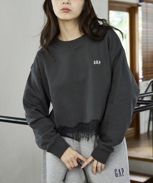 GAP(ギャップ)の「PUBLUX × GAP/ギャップ 別注 裾 レース 付 裏起毛 スウェット 限定展開(スウェット・レディース・チャコールグレー/グレー/ブラウン・フリ-)」の9枚目の写真