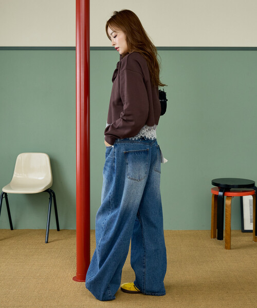 GAP(ギャップ)の「PUBLUX × GAP/ギャップ 別注 裾 レース 付 裏起毛 スウェット 限定展開(スウェット・レディース・チャコールグレー/グレー/ブラウン・フリ-)」の20枚目の写真