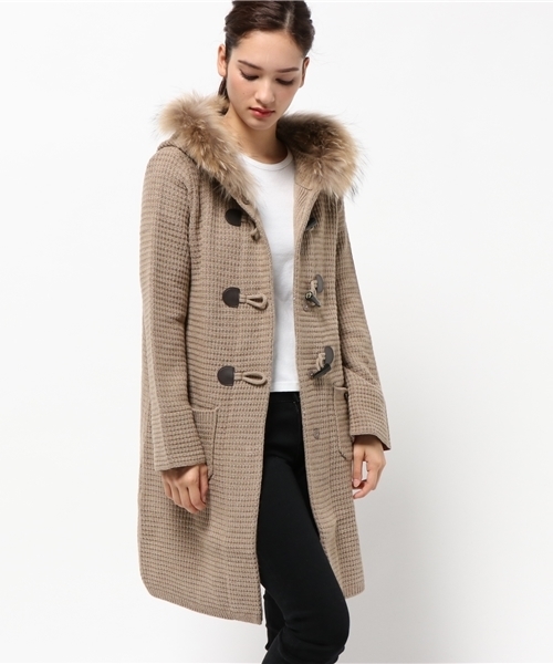 BLUE LABEL CRESTBRIDGE(ブルーレーベルクレストブリッジ)の「ワッフルステッチニット コーディガン(ダッフルコート・レディース・ベージュ/オフホワイト/チャコールグレー/ブラック・38)」の4枚目の写真