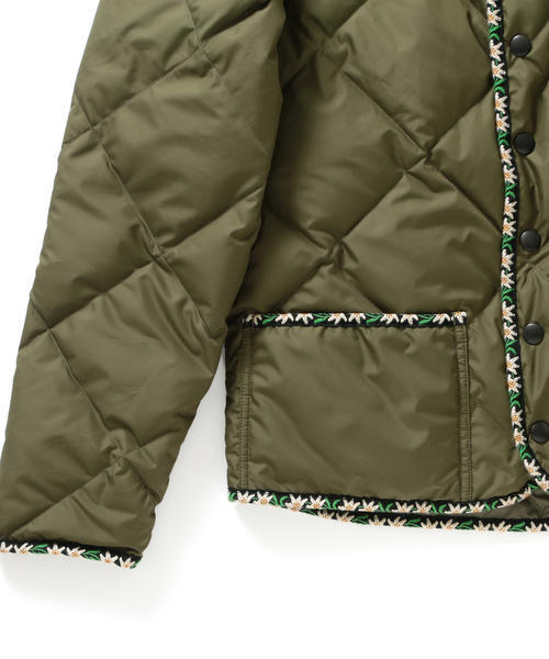 Rocky Mountain FeatherBed(ロッキー マウンテン フェザーベッド)の「ROCKY MOUNTAIN FEATHERBED × fennica / <Men’s>6Month チロリアン ダウンジャケット(ダウンジャケット/コート・メンズ・ブラック/オリーブ・36/38/40/42)」の5枚目の写真