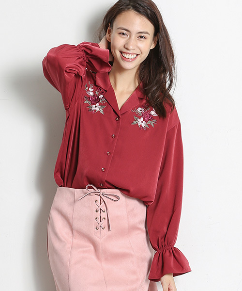 Honeys(ハニーズ)の「刺繍入りブラウス(シャツ/ブラウス・レディース・オフホワイト/レッド/ブラック/ホワイト系その他・L/M)」の1枚目の写真