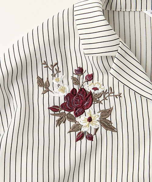 Honeys(ハニーズ)の「刺繍入りブラウス(シャツ/ブラウス・レディース・オフホワイト/レッド/ブラック/ホワイト系その他・L/M)」の6枚目の写真