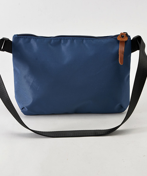 DEVICE（デバイス）の「Rename メッシュ ポケット 軽量 ナイロン ミニ サコッシュ ショルダーバッグ（ショルダーバッグ・レディース・ブラック/グレー/グリーン/ブルー/ネイビー/レッド・FREE）」の17枚目の写真