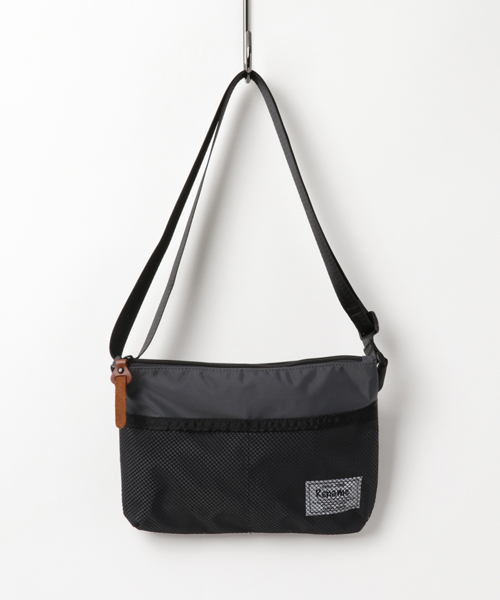 DEVICE（デバイス）の「Rename メッシュ ポケット 軽量 ナイロン ミニ サコッシュ ショルダーバッグ（ショルダーバッグ・レディース・ブラック/グレー/グリーン/ブルー/ネイビー/レッド・FREE）」の11枚目の写真