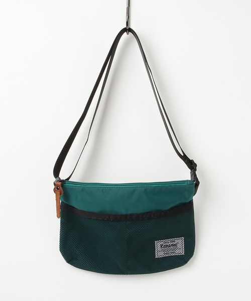 DEVICE（デバイス）の「Rename メッシュ ポケット 軽量 ナイロン ミニ サコッシュ ショルダーバッグ（ショルダーバッグ・レディース・ブラック/グレー/グリーン/ブルー/ネイビー/レッド・FREE）」の10枚目の写真