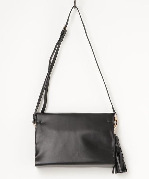 natural couture（ナチュラルクチュール）の「タッセルスクエアショルダー（ショルダーバッグ・レディース・グレー/グリーン/シルバー/ブラック・FREE）」の2枚目の写真