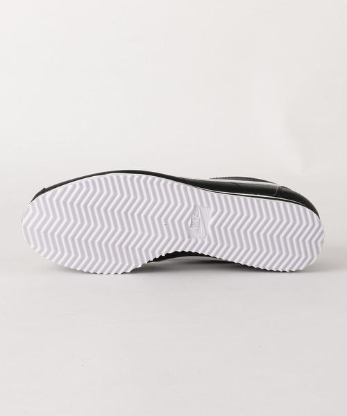 NIKE（ナイキ）の「＜NIKE（ナイキ）＞∴ウィメンズ レザーCORTEZ コルテッツ/スニーカー ◆（スニーカー・レディース・その他1/ブラック/ホワイト・25.5cm/22.5cm/23.5cm/23cm/24cm/24.5cm/25cm）」の4枚目の写真