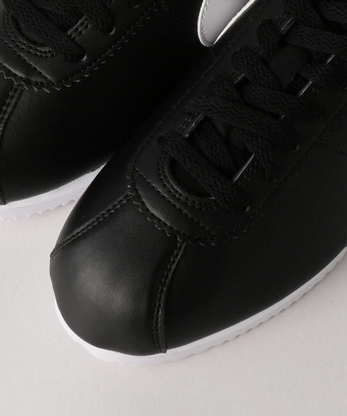 NIKE（ナイキ）の「＜NIKE（ナイキ）＞∴ウィメンズ レザーCORTEZ コルテッツ/スニーカー ◆（スニーカー・レディース・その他1/ブラック/ホワイト・25.5cm/22.5cm/23.5cm/23cm/24cm/24.5cm/25cm）」の6枚目の写真