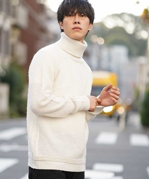 MK MICHEL KLEIN HOMME （エムケーミッシェルクランオム）の「ニット（ラムウールナイロン）（ニット/セーター・メンズ・グレー/ネイビー/ホワイト・46/48/51）」の2枚目の写真