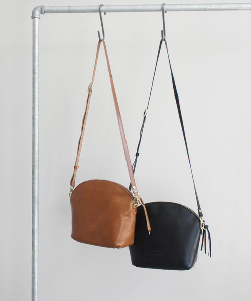 TIDEWAY(タイドウェイ)の「LIGHT LEATHER SHOULDER(ショルダーバッグ・レディース・ブラック/チョコ/キャメル/ブラウン/アッシュグレー・FREE)」の15枚目の写真