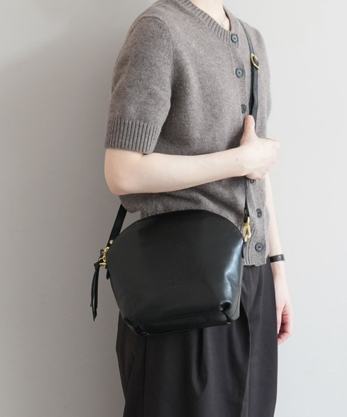 TIDEWAY(タイドウェイ)の「LIGHT LEATHER SHOULDER(ショルダーバッグ・レディース・ブラック/チョコ/キャメル/ブラウン/アッシュグレー・FREE)」の10枚目の写真