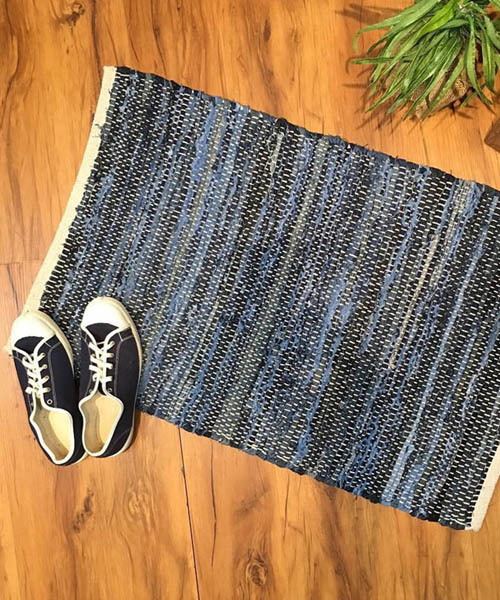 DULTON（ダルトン）の「DENIM MAT /デニム 玄関マット（ラグ/マット・メンズ・ダークブルー・FREE）」の4枚目の写真