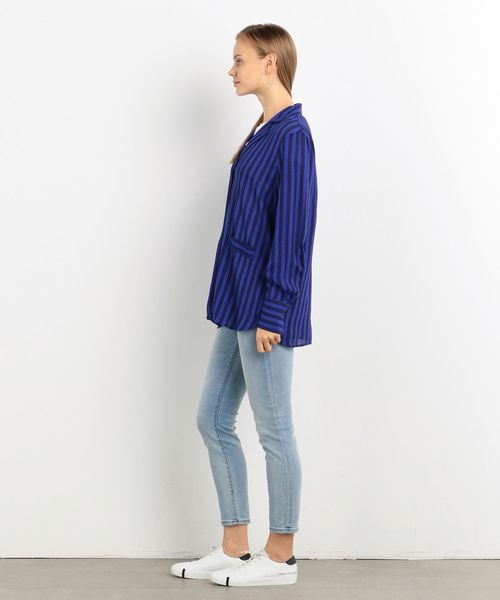 ARMANI EXCHANGE(アルマーニエクスチェンジ)の「【A|Xアルマーニ エクスチェンジ】ストライプ柄シャツジャケット(シャツ/ブラウス・レディース・ブルー・SMALL/X-SMALL/MEDIUM)」の5枚目の写真
