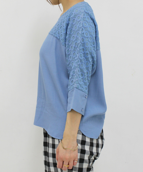 mystic（ミスティック）の「レース切替プルオーバー（シャツ/ブラウス・レディース・ホワイト/ブラック/ベージュ/グリーン/ブルー・ﾌﾘ-）」の11枚目の写真