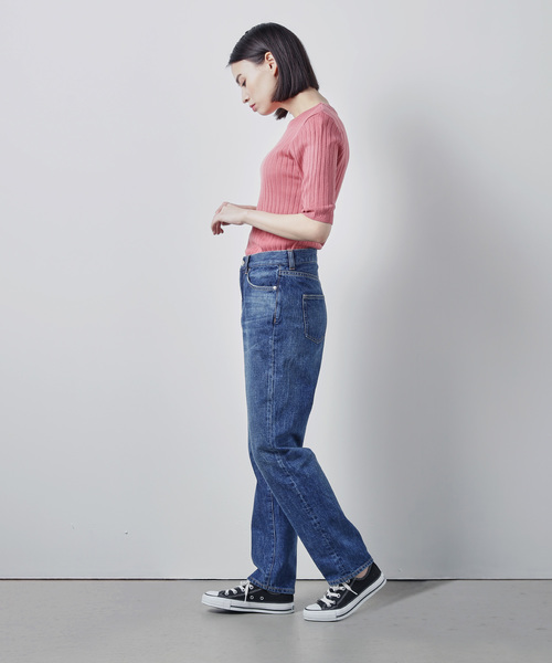 ZOZO（ゾゾ）の「ストレートデニムパンツ［WOMEN］（デニムパンツ・レディース・ダークインディゴブルー/ライトインディゴブルー/インディゴブルー/ワンウォッシュ・マルチサイズ）」の17枚目の写真