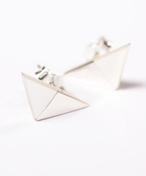 Newport(ニューポート)の「ターコイズ/Shell ピアス Silver 925(ピアス(両耳用)・レディース・A/B/C/D/E/F/G・FREE)」の13枚目の写真