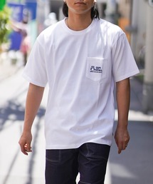 ロゴプリントP付きTee