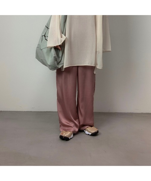 CFT.(シフト)の「CFT. Matt satin tack PT (マットサテンタックパンツ)(その他パンツ・レディース・アイボリー/ミント/ブルー/ピンク・FREE)」の7枚目の写真